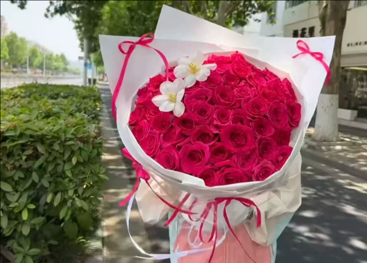 黄冈英山县花店